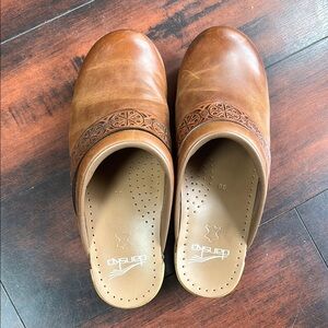 Dansko Women's Brown Clogs